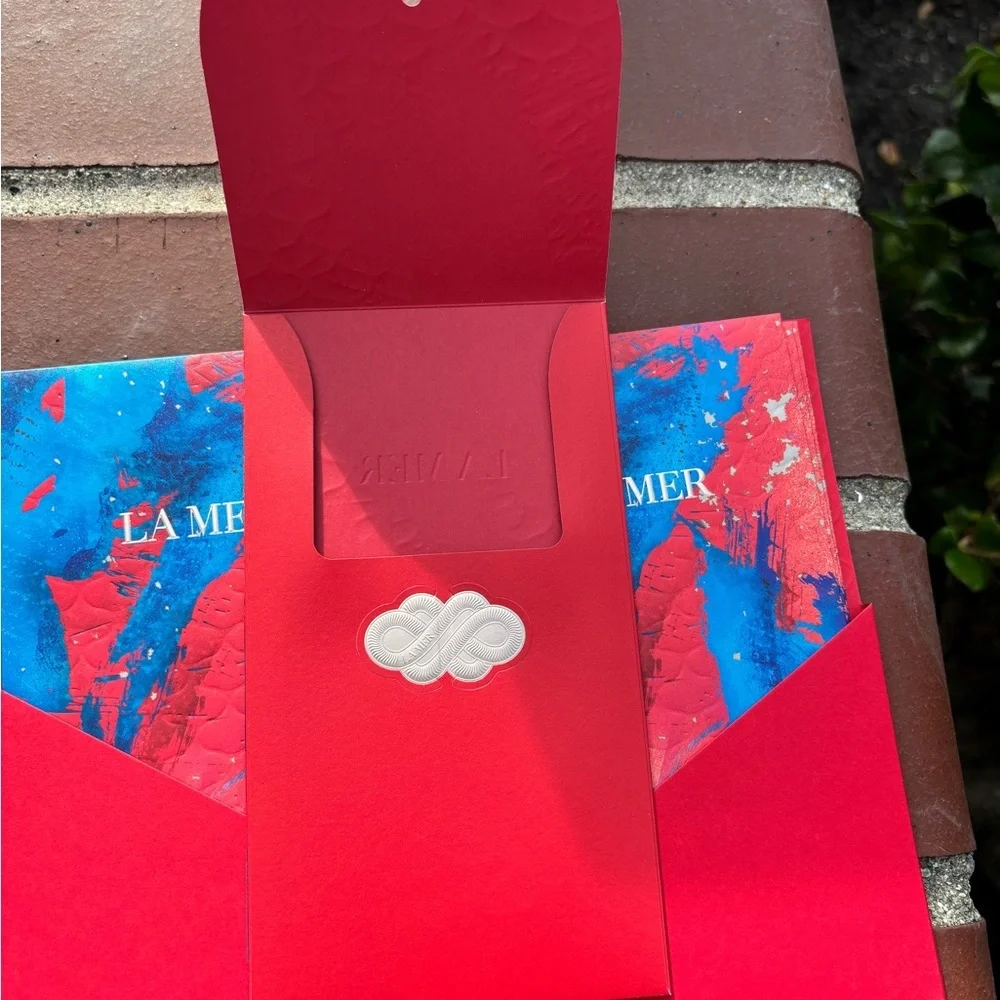Creme de La Mer Lunar New Year 2025 Pack of 8 Envelopes, CNY Year of Dragon